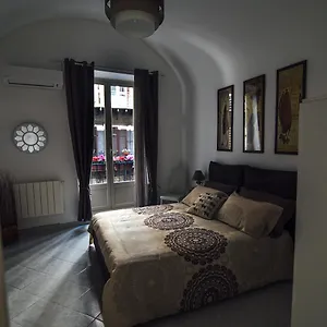 Via Vittorio Emanuele , Palermo Italia
