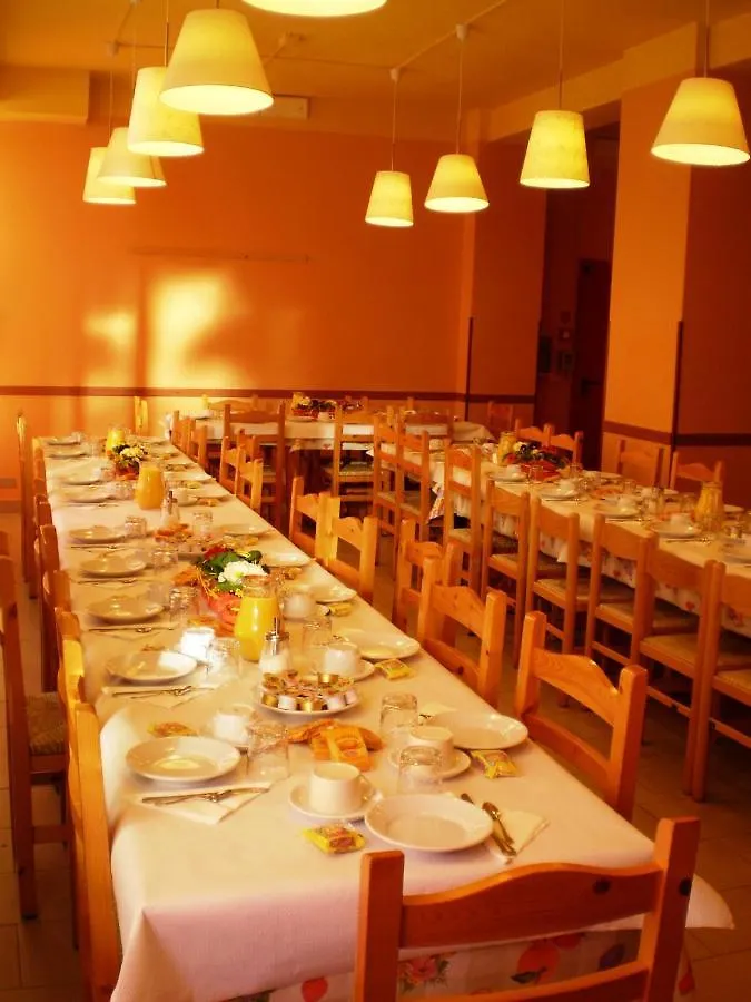 Casa Del Parco Dell'Adamello Di Vezza D'Oglio Hostel
