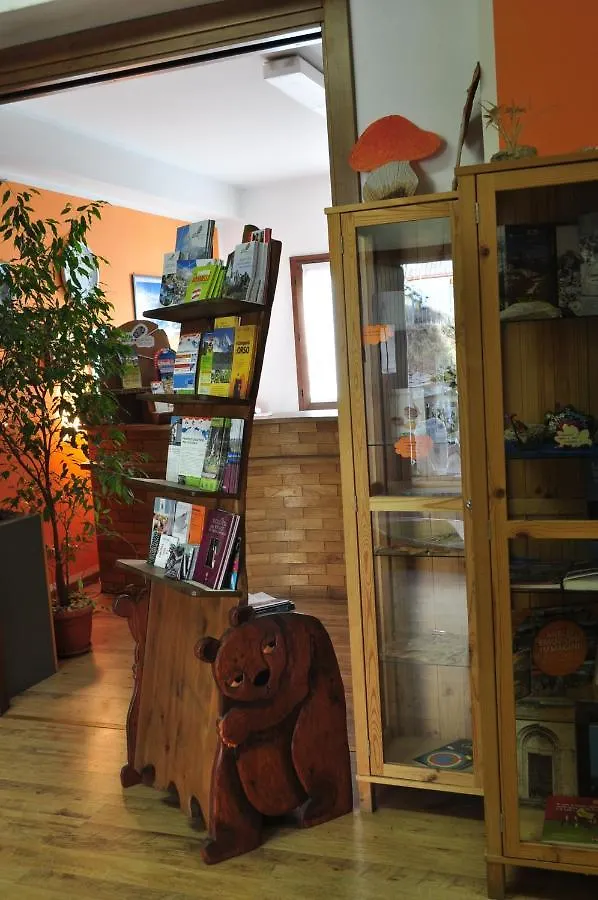 Casa Del Parco Dell'Adamello Di Vezza D'Oglio Hostel 0*,