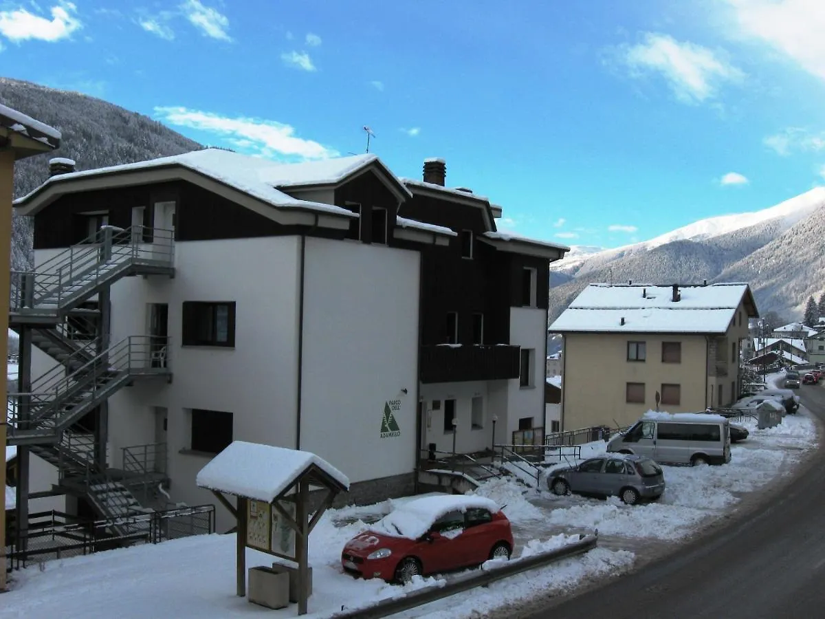 Casa Del Parco Dell'Adamello Di Vezza D'Oglio Hostel
